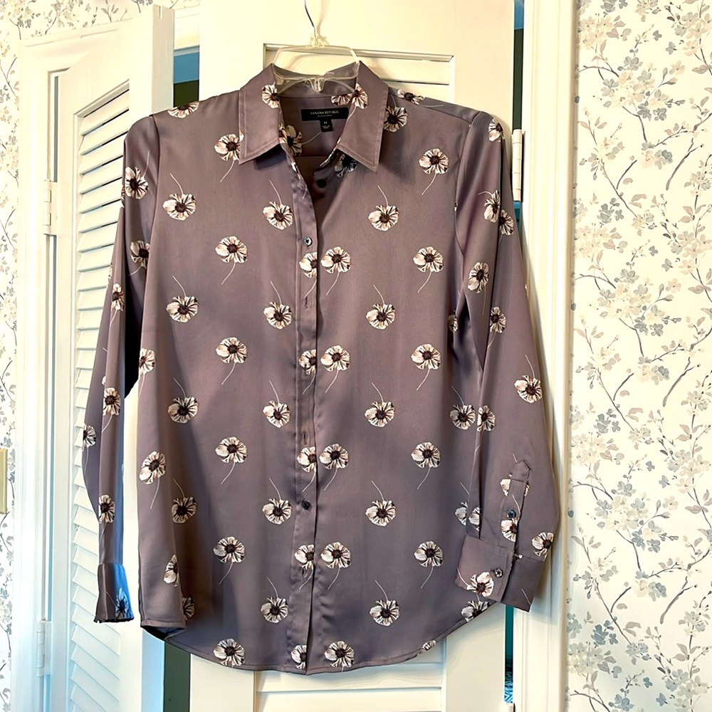 Beautiful silky LS gray BR blouse, tailored styling, size medium